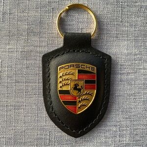 NEW GENUINE Porsche Leather Crest Keyring Black - Essential leather fob